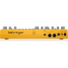 BEHRINGER TD-3 AM GIALLO SINTETIZZATORE ANALOGICO DI BASSI CON STEP SEQUENCER ARPEGGIATORE E FILTRO RISONANTE