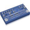 BEHRINGER TD-3 BU BLUE SINTETIZZATORE ANALOGICO DI BASSI CON STEP SEQUENCER ARPEGGIATORE E FILTRO RISONANTE EX-DEMO