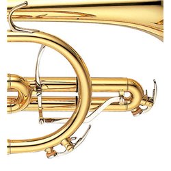 YAMAHA YCR-8335 02 CORNETTA IN SIB LACCATO TRASPARENTE IN OTTONE DORATO + BOCCAGLIO E CUSTODIA