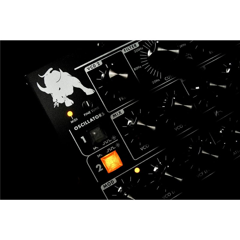 MOOG MUSIC IND. MINITAUR