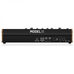 BEHRINGER MODEL 15 SINTETIZZATORE ANALOGICO SEMIMODULARE
