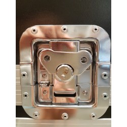 EXTREME QU 16 FLIGHT CASE PROFESSIONALE PER MIXER ALLEN & HEATH QU 16 ALLUMINIO E MULTISTRATO 9 MM CHIUSURA A FARFALLA