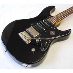YAMAHA PACIFICA 612V II FM BLACK CHITARRA ELETTRICA TRANSLUCENT BLACK
